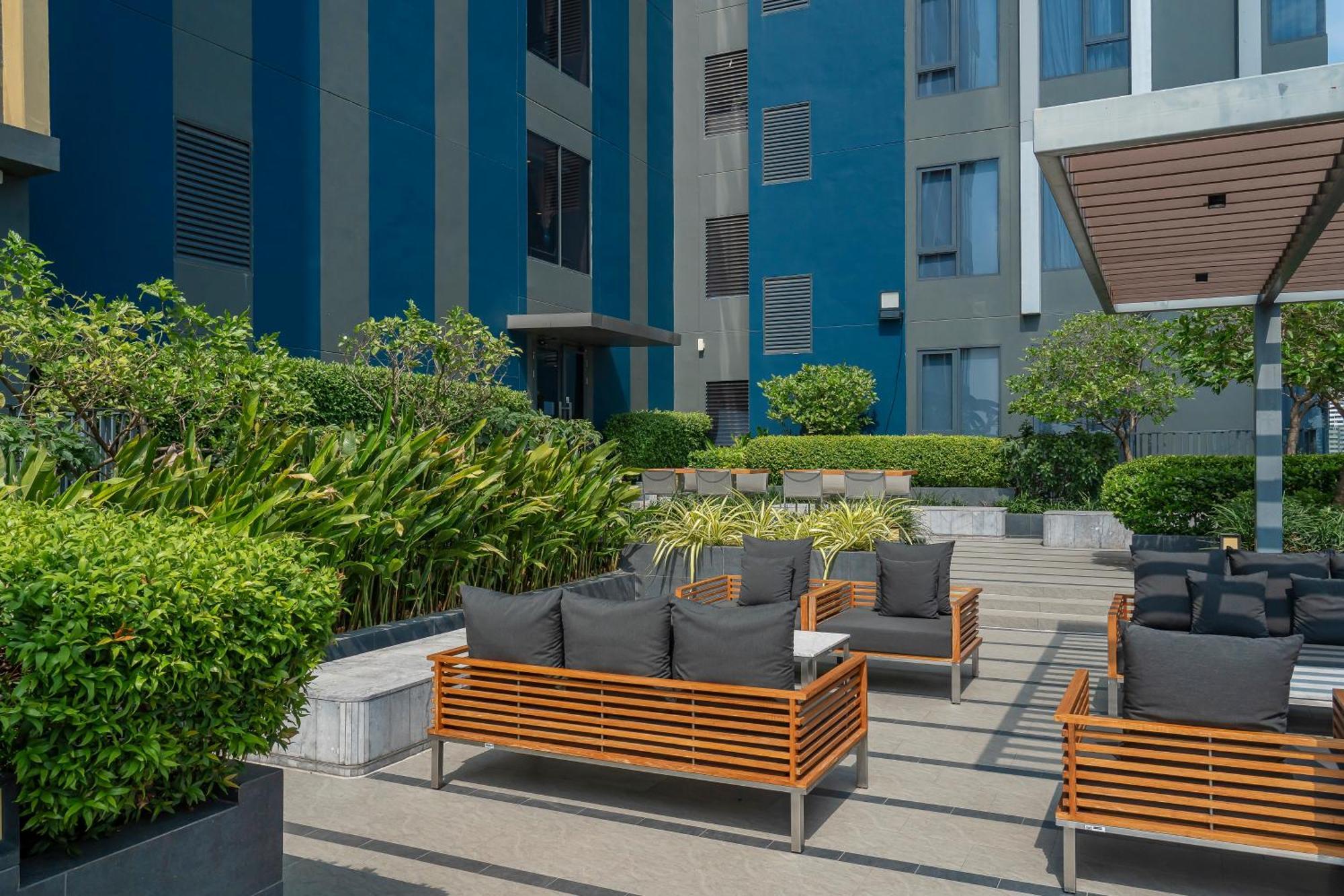 Staybridge Suites Bangkok Thonglor By Ihg Buitenkant foto