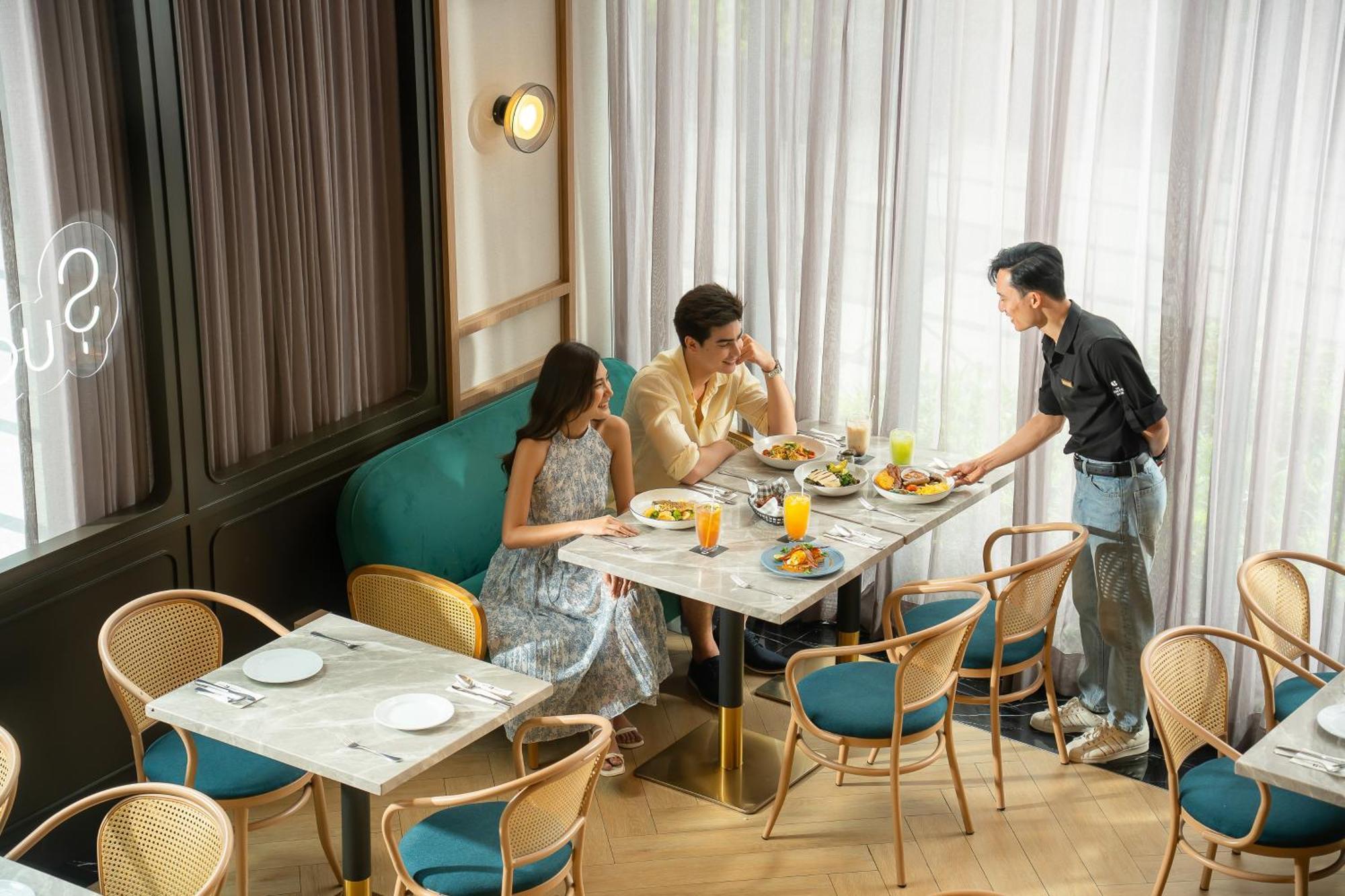 Staybridge Suites Bangkok Thonglor By Ihg Buitenkant foto