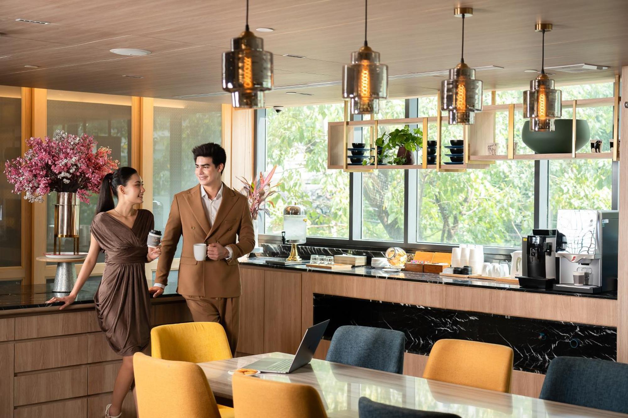 Staybridge Suites Bangkok Thonglor By Ihg Buitenkant foto